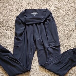 Athleta Salutation Joggers Black ST